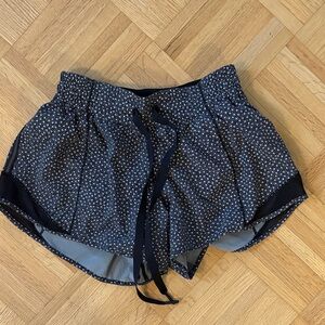 Lululemon reflective speed shorts